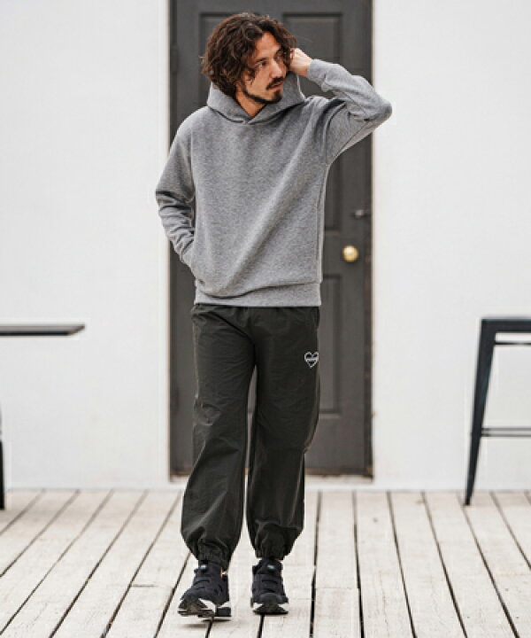 楽天市場】【felkod(フィルコッド)】Embroidery Cardboard Knit Parka 
