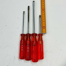 【送料無料】PB SWISS TOOLS ピービ—スイスツールズ プラスマイナスドライバー4本セット臭い付き使用感あり【メール便】代引きはできません