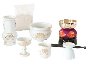 仏具セット 白磁金蓮 香炉+火立て+花立て+茶器+仏器 陶器 香炉灰付き 仏具セット ミニ仏壇用