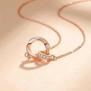 rEXO JbvlbNX YƃfB[X̃yǍy؂ȑړIȃjb`fUC̍lbNXWG[