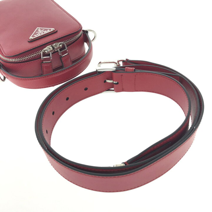 超美品・プラダ 2WAYショルダークロスボディバッグ トライアングルロゴ/2VH067/FUOCO(レッド)/PRADA【♀】【S】【レディース】/b200325【RF5】■336205【中古】 | リファスタ
