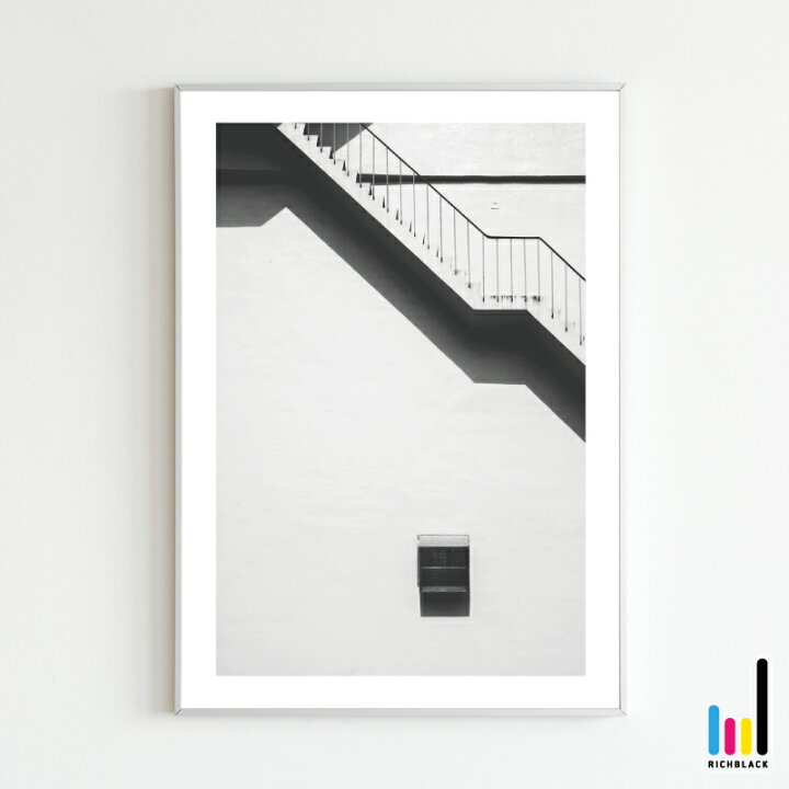 楽天市場 階段 モノトーン ポスター アート アートポスター インテリア ミニマル 幾何学模様 ショップ 雑貨 写真 プリント モノクロ 白黒 シンプル 自然 大判 特大 フレーム ナチュラル インテリアアート 壁掛け おしゃれ カフェ レトロ Richblack 01