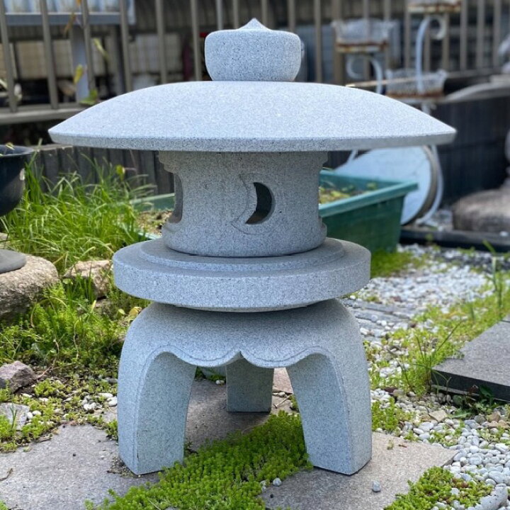 楽天市場】古代型 丸雪見灯篭 2尺 白 御影石 雪見 灯篭 灯籠 造園 
