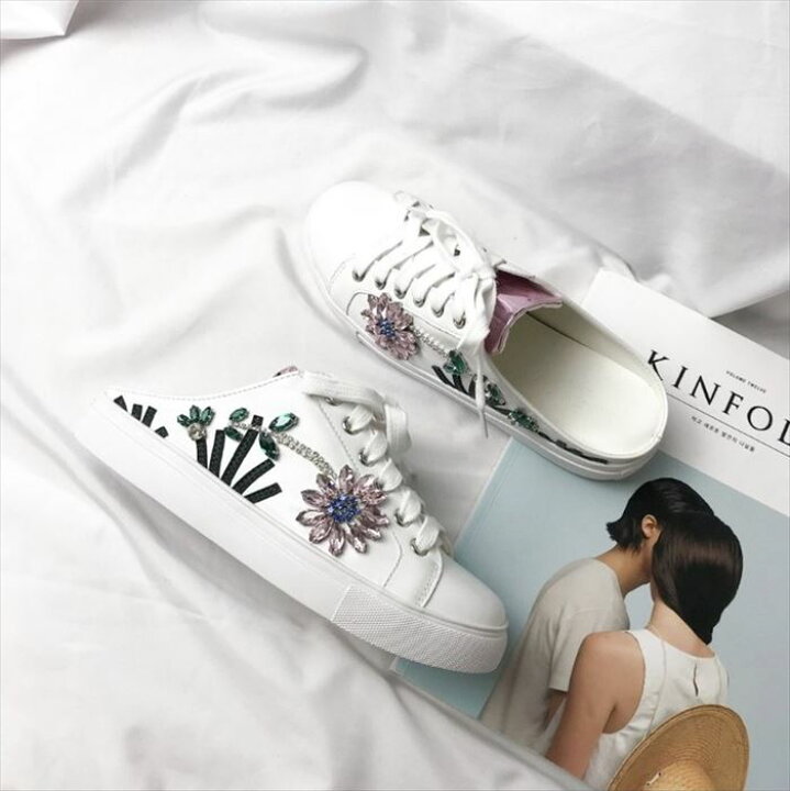 楽天市場 スリッポン 厚底 踵なし レディース スニーカー サンダルスニーカー 白 ホワイト フラワー 花 ビジュー ラインストーン 紐 オシャレ 可愛い Rilla By Uni