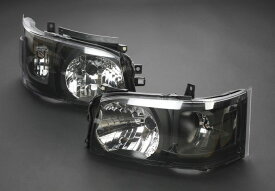 200系ハイエース2/4WD用[1型2型専用]DEPO製ヘッドライトAssy【艶消BK】純正レベライザー移植モデル●水漏れ、レンズ内曇りは保障対象外品です●他商品との同時注文不可となります。後払い不可商品