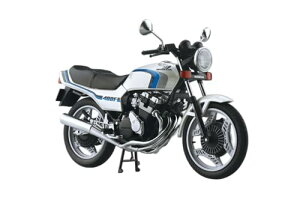 ���������ގ�AOSHIMA 1/12 �����i�o�C�N Honda CBX400F �p�[���V�F���z���C�g CBX550F Ver.