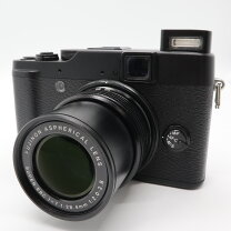 楽天市場】富士フィルム xf10ブラックの通販