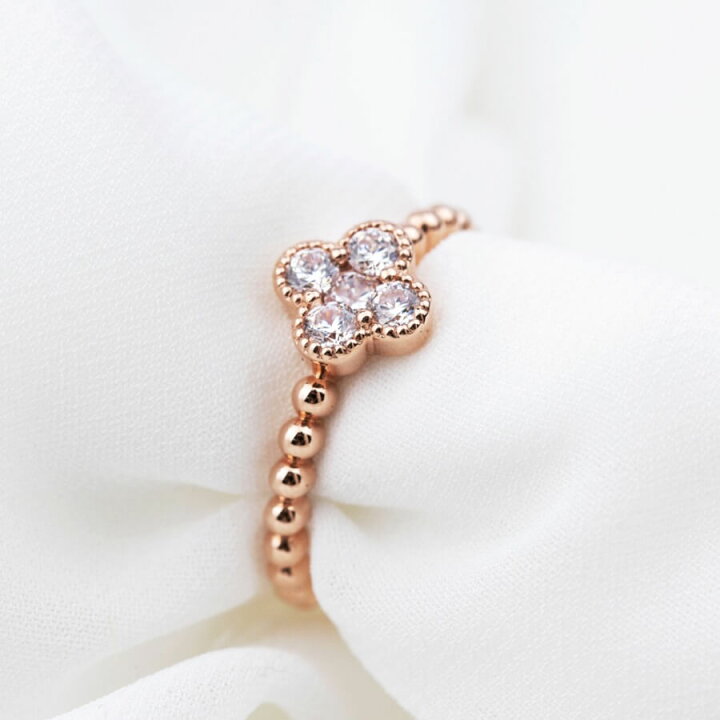 楽天市場】K18 18金 リング 指輪 フラワーモチーフ クローバー 四つ葉  