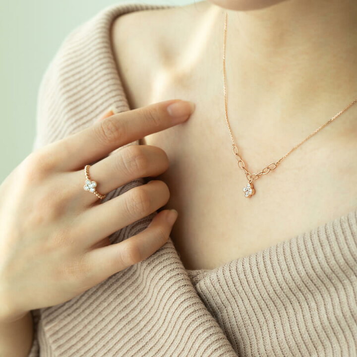 楽天市場】K18 18金 リング 指輪 フラワーモチーフ クローバー 四つ葉  