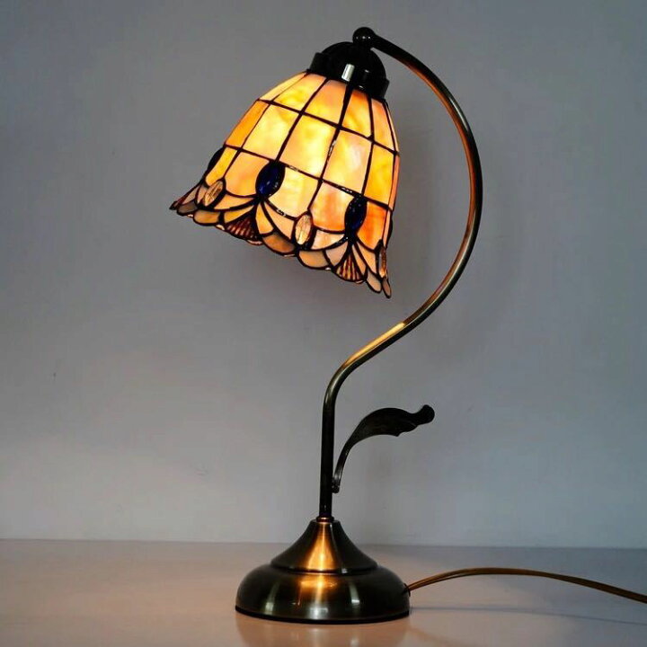い87 ステンドグラスランプ 卓上スタンド 卓上照明 