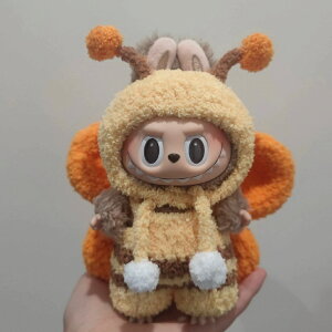 Vi2_ZbgI͂ labubuuuʂݕ17cmւ