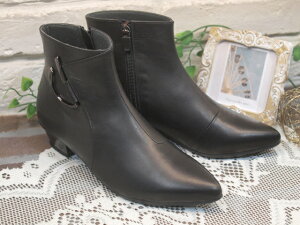 yFIZZ REENz[q[V[gu[c@1889yNz