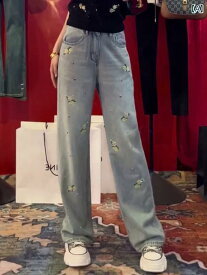 レディース ジーンズ おしゃれ 2024年の新作、秋に発売される直筒ジーンズは高腰で、刺繍が施されています。大きいサイズで梨形の体型にも合います。