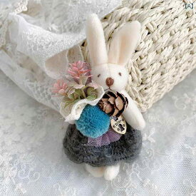 ぬいぐるみ　アクセサリー　かわいい 森の レトロ ブローチ かわいい コサージュ ウサギ フック 花 ぬいぐるみ 布 アクセサリー 動物