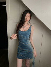 ワンピース 女性用 夏 ズ ユニーク デコンストラクション スタッド 斜め切り替え Uネック セクシー ミニスカート スリム 背中開き トップス デニム スカート 軽量 伸縮性 吸湿速乾 ブルー系 春夏 通勤用 普段使い カジュアル ビッグシル