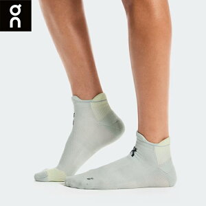 �I�� On Performance Run Sock Low TinLemonade �p�t�H�[�}���X �����\�b�N�X ���[ �����j���O�A�N�Z�T���[ �C�� ���j�Z�b�N�X�y2uf10064781�z����E�����j���O�p�i