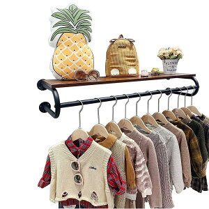 ߗނ̃[ǂɎtꂽؐ̃̕o[d`݂艺[̋R[g bN̂