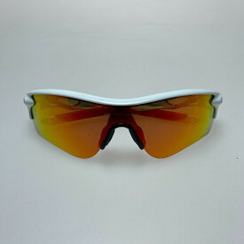 §§【中古】OAKLEY オークリー 服飾雑貨 アイウェア サングラス OAKLEY 程度C レッド×ホワイト OO9206-4638 本体のみ キズ有 RADARLOCK OO9206-4638 レッド×ホワイト Cランク