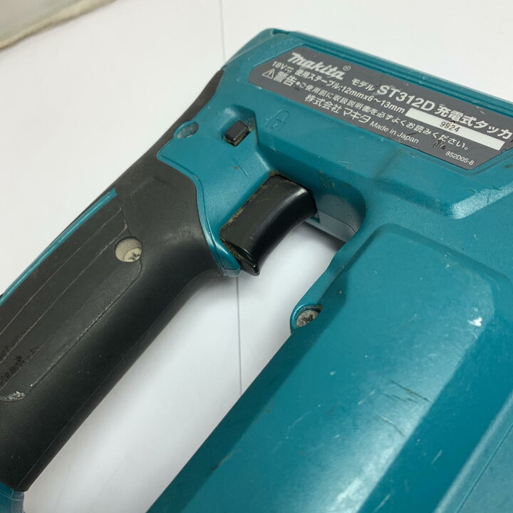楽天市場】♭♭【中古】MAKITA マキタ 充電式タッカ 本体のみ 18v 
