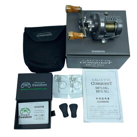 【中古】SHIMANO シマノ ベイトリール 23カルカッタコンクエストBFS 045713 カスタムハンドル装着 Aランク