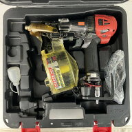 【中古】MAX マックス 50mm 高圧 コイルネイラ エア釘打機 ケース付 HN-50N3(D) レッド Cランク