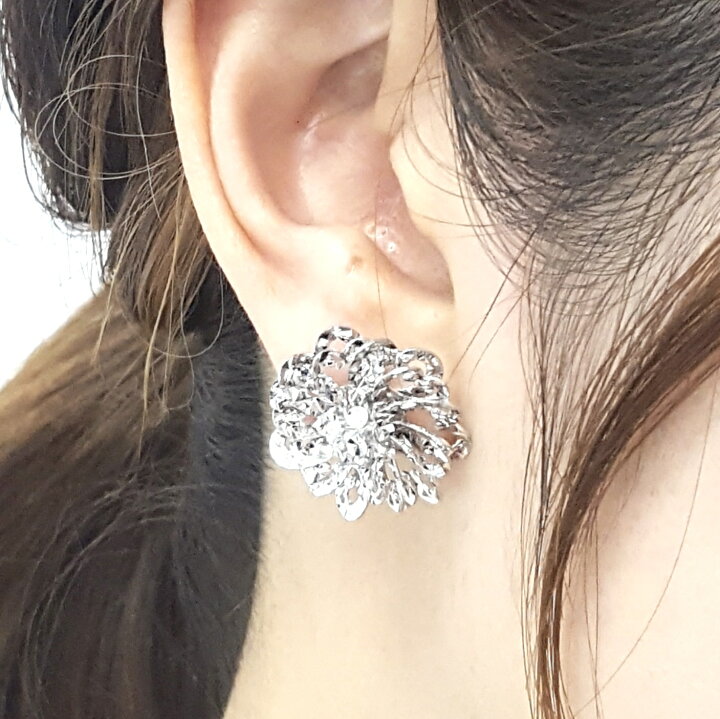 楽天市場】ピアス 18金 ホワイトゴールド フラワー 花 スタッド K18 WG 
