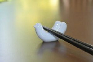 【白山陶器】【とり型はしおき】【白】【波佐見焼】【箸置き】【シンプル】【テーブル小物】とり型はしおき