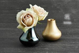 虹NIJI 花 フラワーベース (墨色・金砂)仏具 お洒落 花立て 花瓶 国産 日本製 お鈴 山口久乗 やまぐちきゅうじょう 終活 エンディング 手元供養_ 通販