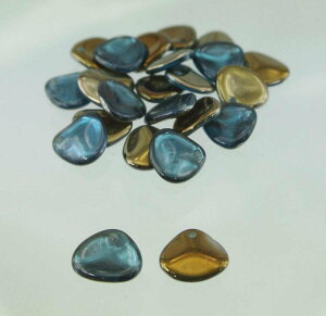 【期間限定50%OFF】チェコビーズ ローズペタル 8/7mm アクアマリンバレンチニット プレストビーズ変形/ローズペタル アクセサリーパーツ ハンドメイドパーツ