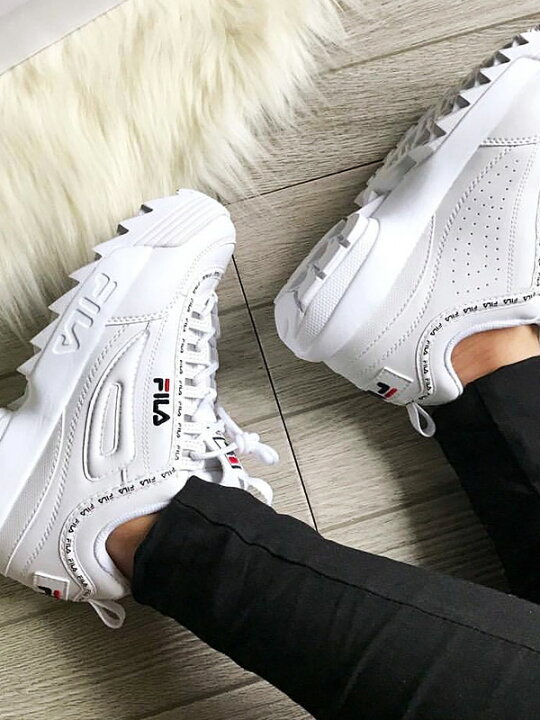 楽天市場 Fila フィラ スニーカー レディース メンズ ユニセックス 厚底 白 ホワイト おしゃれ ダッドシューズ ダッドスニーカー Disruptor 2 Tapey Tape ディスラプター テープライン 厚底スニーカー ダンス Fs1htb1092x F0494 1091 Rodeo Bros 2nd ロデオブロス