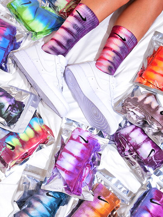 楽天市場 Sock Sammy Jo ソックサミ ジョー ソックス レディース メンズ おしゃれ かわいい ブランド 靴下 ユニセックス Nike ナイキ Atmospheric Crew Socks タイダイ柄 染め ダンス ストリート スケーター カジュアル スポーツ 小物 アクセント Ssj7777 Rodeo Bros