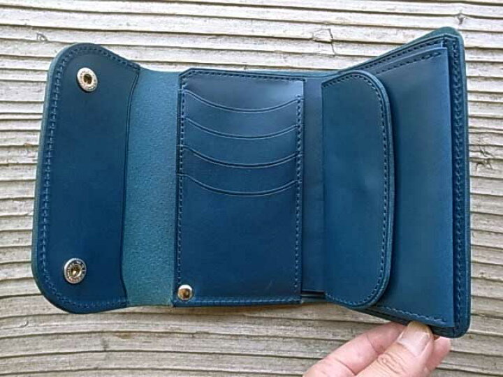 楽天市場】KUBIKI LEATHER × TAC クビキレザー 三つ折り ミドル 