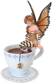 エイミー・ブラウン作 モカ コーヒーのティーカップに、つま先を暖めている妖精フェアリー彫像(輸入品
