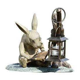 ランタンを持った本が好きなラビット（ウサギ兎）ガーデン彫刻 彫像/ ガーデニング 新築祝い 芝生 お庭 庭園 記念プレゼント贈り物（輸入品