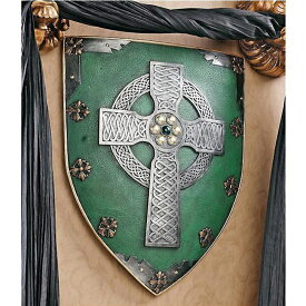 中世騎士の楯 十字架の彫り物 ケルトの戦士 盾 壁彫刻 彫像/ Celtic Warriors（輸入品）