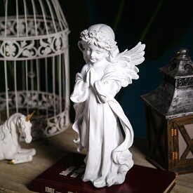 セール！優しい子供の天使 欧風の復古調 お祈りする、白い天使の彫像/ カトリック教会 聖霊 福音洗礼 聖書 記念日（輸入品）