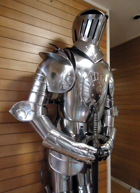 【楽天市場】西洋甲冑 実寸大レプリカ 中世の騎士バトルスーツ