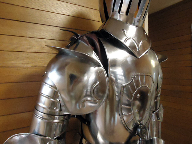 楽天市場】西洋甲冑 実寸大レプリカ 中世の騎士バトルスーツ ソード