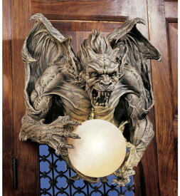 ランプを持った残忍なガーゴイル ライトウォール彫刻 装飾彫像/守護モンスター 中世教会 ゴシックホラー ハロウイン プレゼント（輸入品）