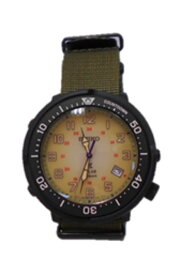 値下げしました！　SEIKO　セイコーPROSPEX プロスペックス V157-0CJ0フィールドマスター アナログ ソーラーミリタリー ナイロンベルト カーキ　腕時計　メンズ