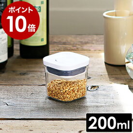 密閉容器 かんたん密閉 ワンプッシュ 重なる プラスチック 透明容器 コンテナ 乾物ストッカー おしゃれ 食品保存容器 ストック 見せる収納 キッチン収納 コンパクト 調味料入れ スパイス【ポイント10倍】［ OXO / オクソー ポップコンテナ2 ミニスクエア ミニ ］