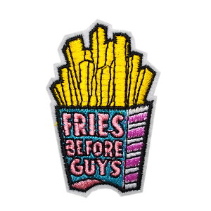 ワッペン 刺繍 アイロン接着 縦6.7cm×横4.4cm ポテト 食べ物 アイロンワッペン 手芸 かわいい ワッペンデコ ワッペンカスタム 入園 入学 わっぺん アップリケ あっぷりけ wappen マスク用小さい