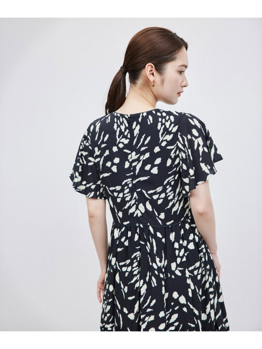 楽天市場】【SALE／40%OFF】【DEVEAUX】プリントフレアスリーブ 