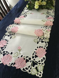 薔薇40X180cmカットワーク刺繍　テーブルランナー40X180cm ピンク色