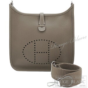 【エルメス/エヴリン/エブリン/HERMES/新品/バッグ】エルメス エヴリン3 PM/29 エトゥープ トリヨンクレマンス シルバー金具 【新品】Hermes Evelyne3 PM/29 Etoupe Taurillon Clemence Silver Buckle 【NEW