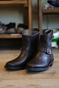 yzMakers(CJ[Y)`HORSE ENGINNER SHORT DERBY`