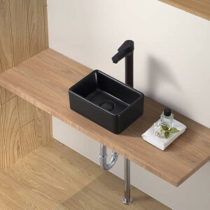 ubN 􂢃{EZbg 􂢊 ʃ{E 300x200x115mm