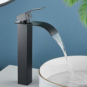 【送料無料】洗面水栓 洗面台蛇口 洗面用混合栓 シングルレバー 混合水栓 立水栓 滝状吐水口 手洗いボウル用 水栓金具 取り付けホース付き 高295mm (黒)