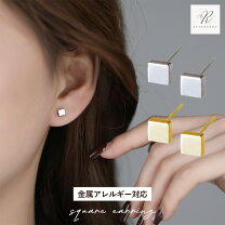 楽天市場】スタッドピアス 四角 ゴールドの通販