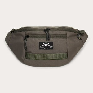 �I�[�N���[�@�E�G�X�g�o�b�O�@Essential Waist M 7.0 Fw�@Raven�@W38cm×H16cm×D9cm�@�ʋ΁@�ʊw�@�X�|�[�c�@�����@�o�b�O�@�@OAKLEY�@FOS901554-83C